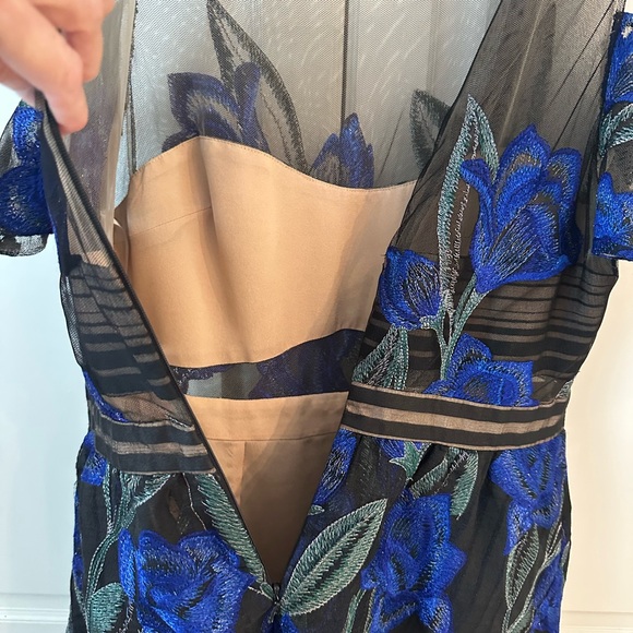 Marchesa Notte Cold Shoulder Cocktail Party Dress SZ 8 - Picture 7 of 7